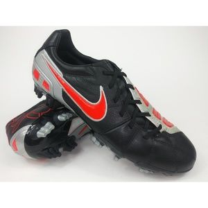 Nike Mens Rare Total90 Strike lll L-FG Black Red
